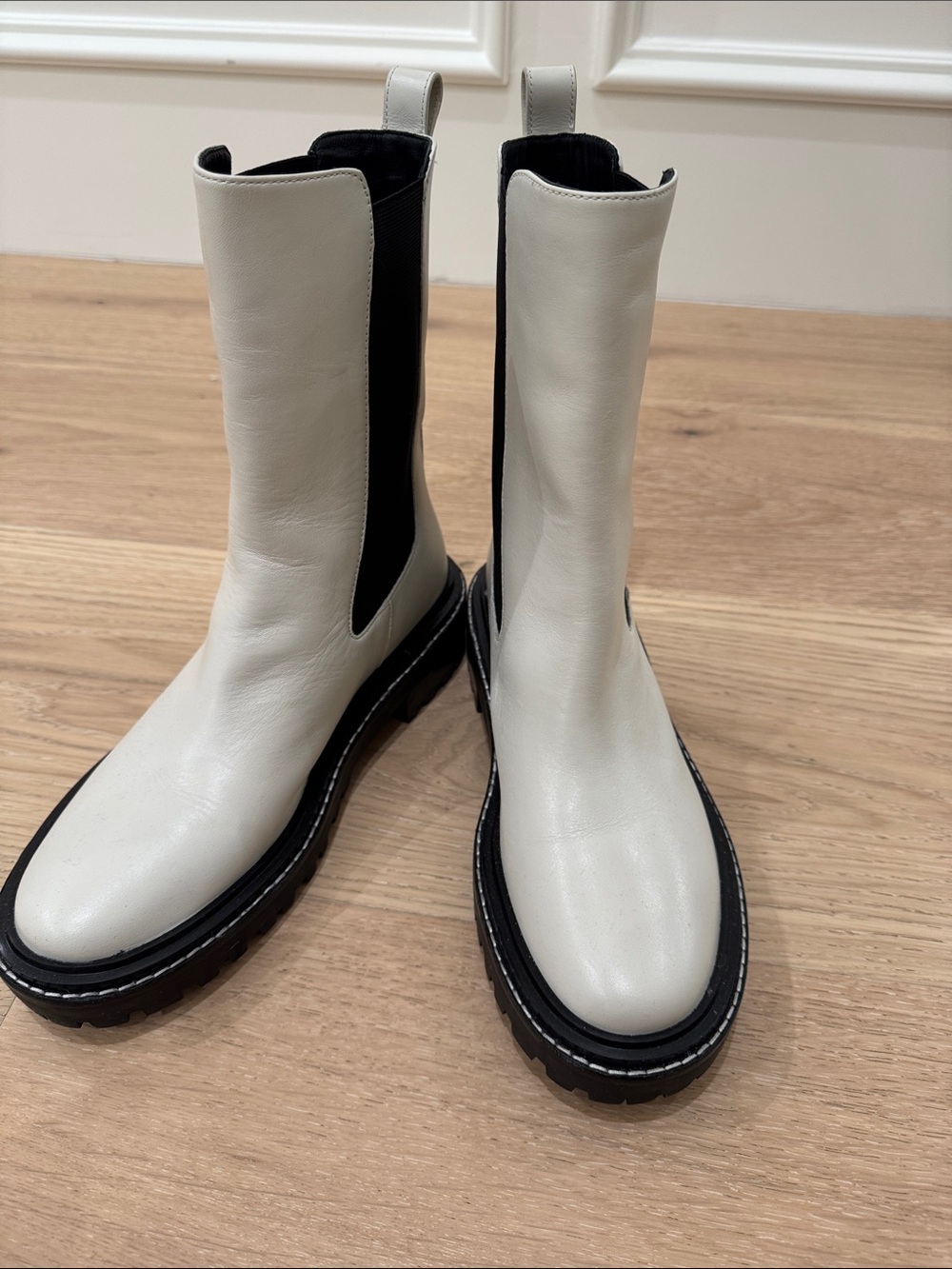 Tory Burch White and Black Leather Chelsea Boots
